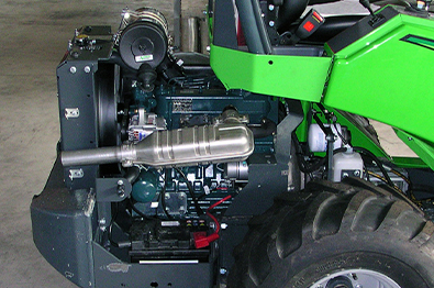 Omas Motor - Tractoruitlaat