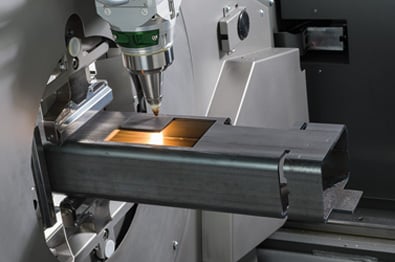 Laserschneiden rechteckiger Rohre